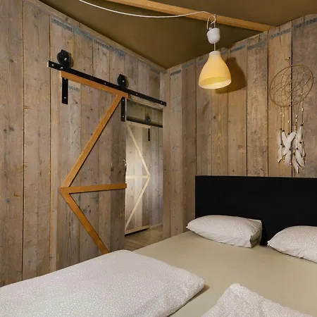 Camping 2000 Januv Dul