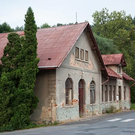 2000 Kamp alanı