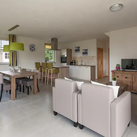 2000 Kamp alanı Januv Dul